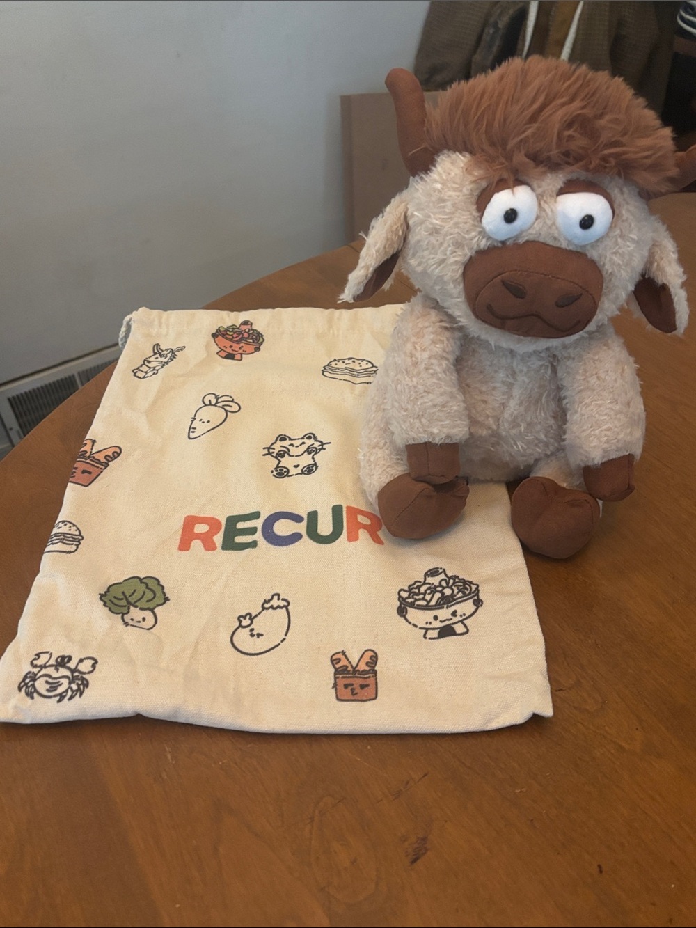 RECUR Highland Cow Plush 10” with Matching Foodie Canvas Bag Set